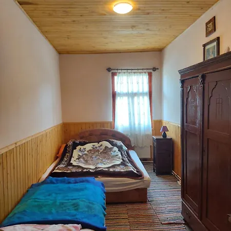 Country house Oereg Tornacos Lak *